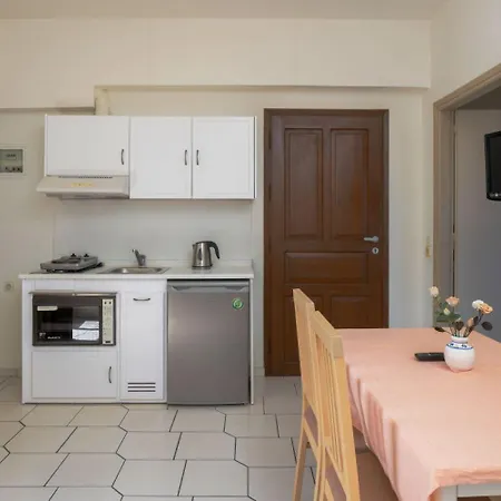John Mary By Estia Hotel apartamentowy Guwes